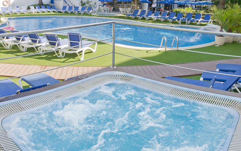GHT HOTEL BALMES APARTAMENTS & SPLASH  3***